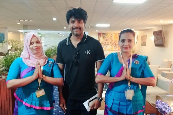 இலங்கைக்கு வருகை தந்த சிவகார்த்திகேயன்!