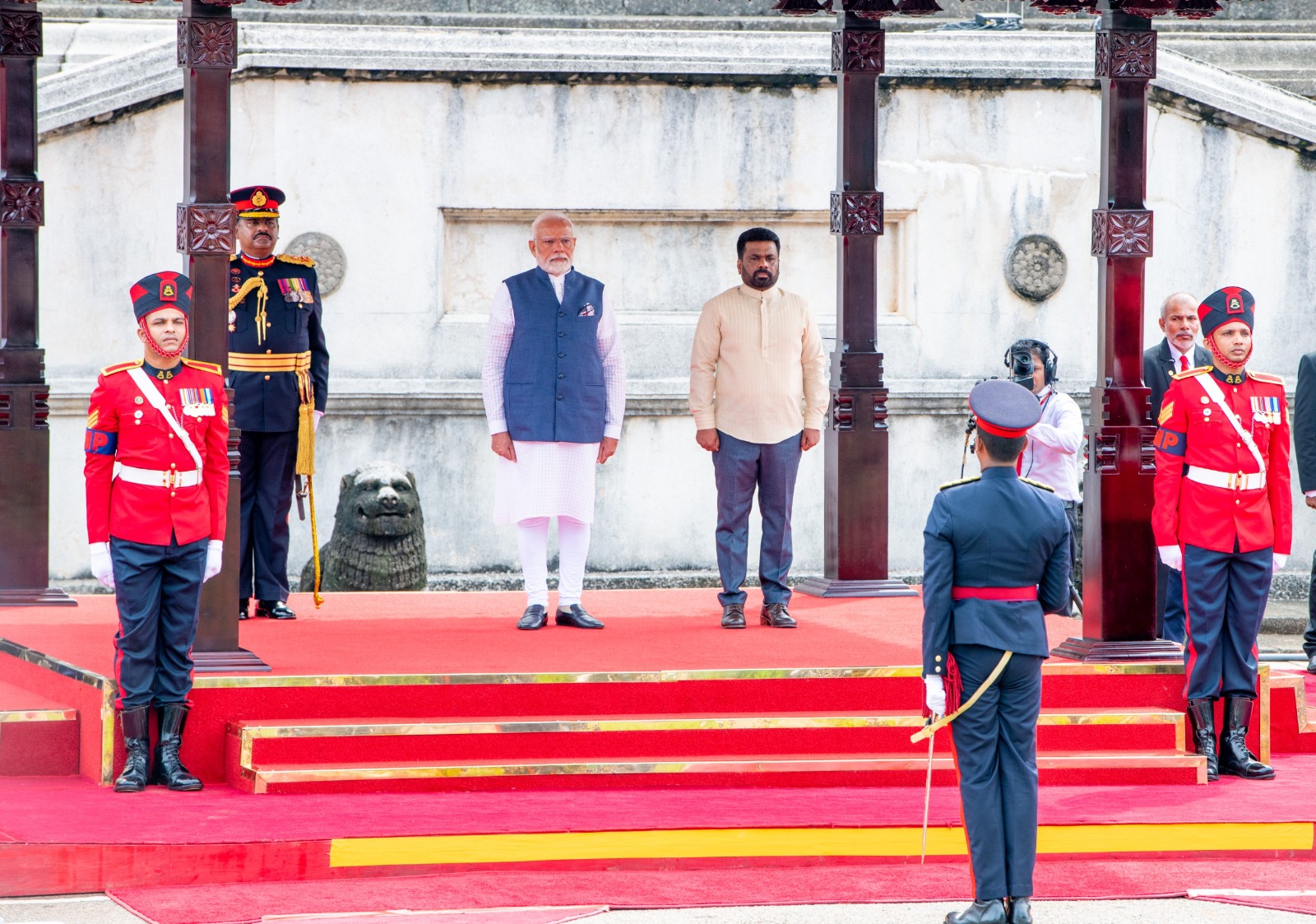 Update – இந்திய பிரதமருக்கு சுதந்திர சதுக்கத்தில் சிறப்பு வரவேற்பு