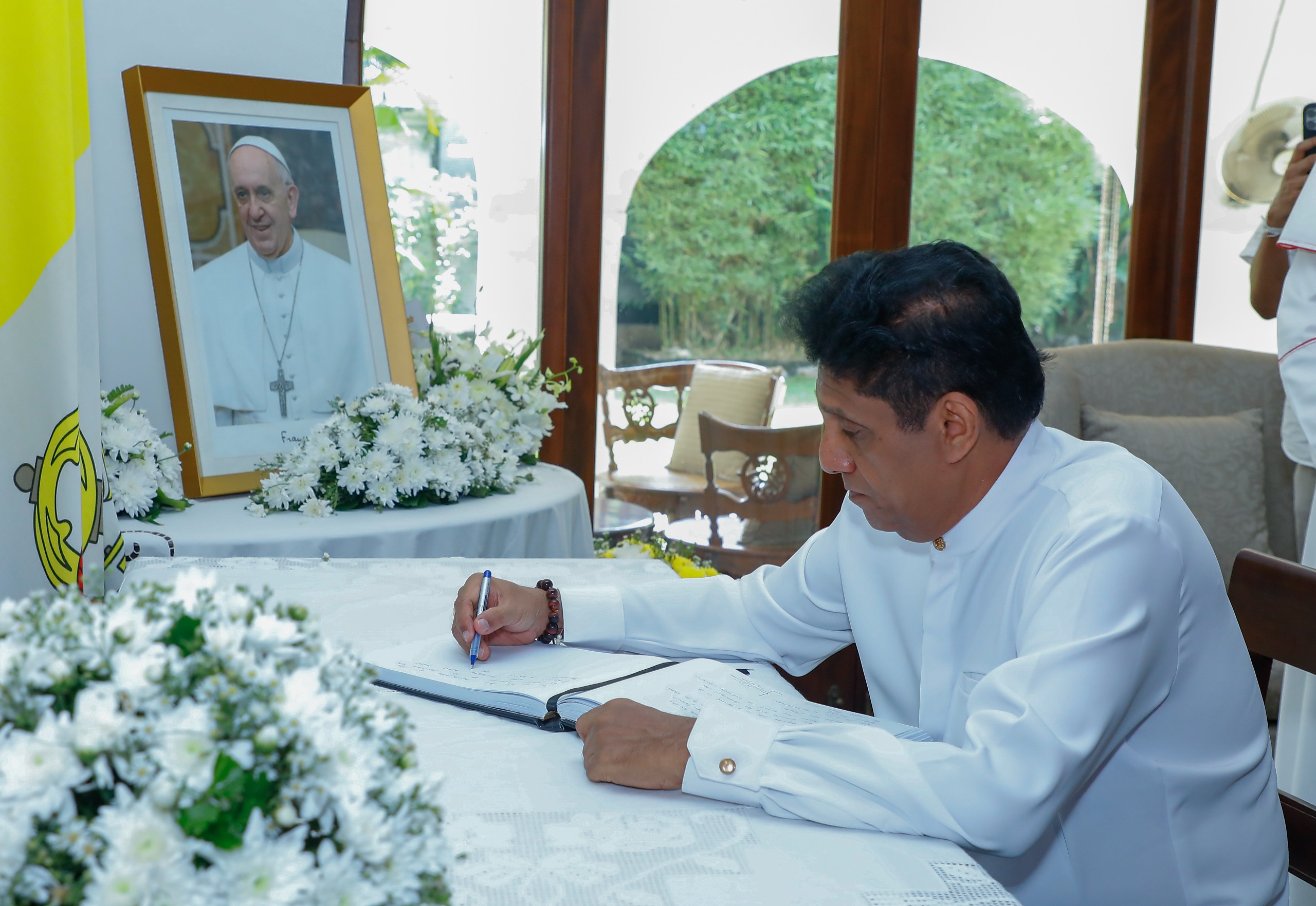 பரிசுத்த பாப்பரசர் பிரான்சிஸின் மறைவுக்கு இரங்கல் தெரிவித்த எதிர்க்கட்சித் தலைவர்!