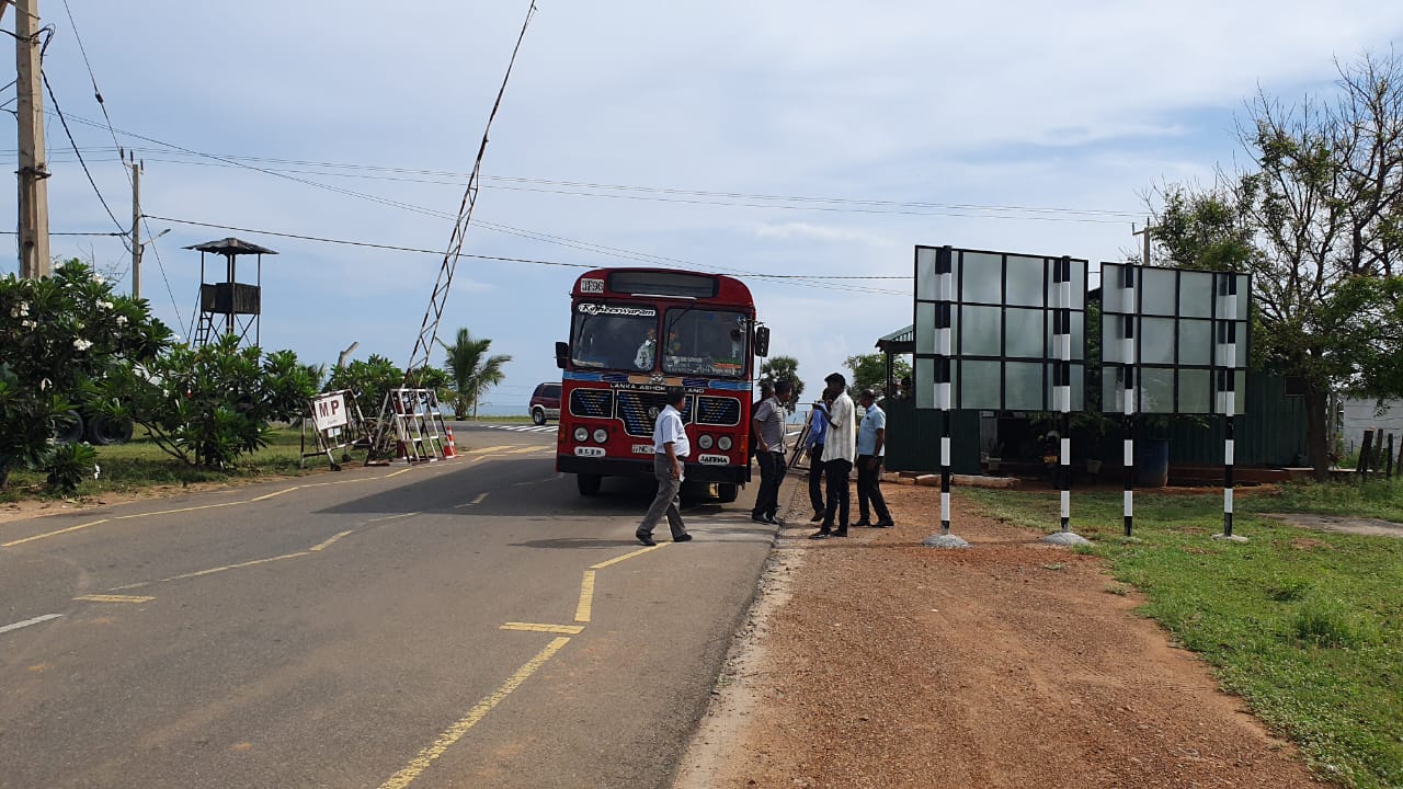 35 வருடங்களின் பின்னர் காங்கேசன்துறை பலாலி இடையில் அரச பேருந்து சேவை!