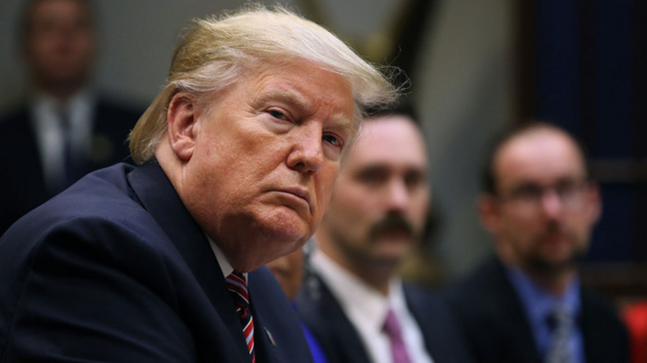 சீனப் பொருட்கள் மீதான அமெரிக்க வரிகள் 145% உயர்வு!