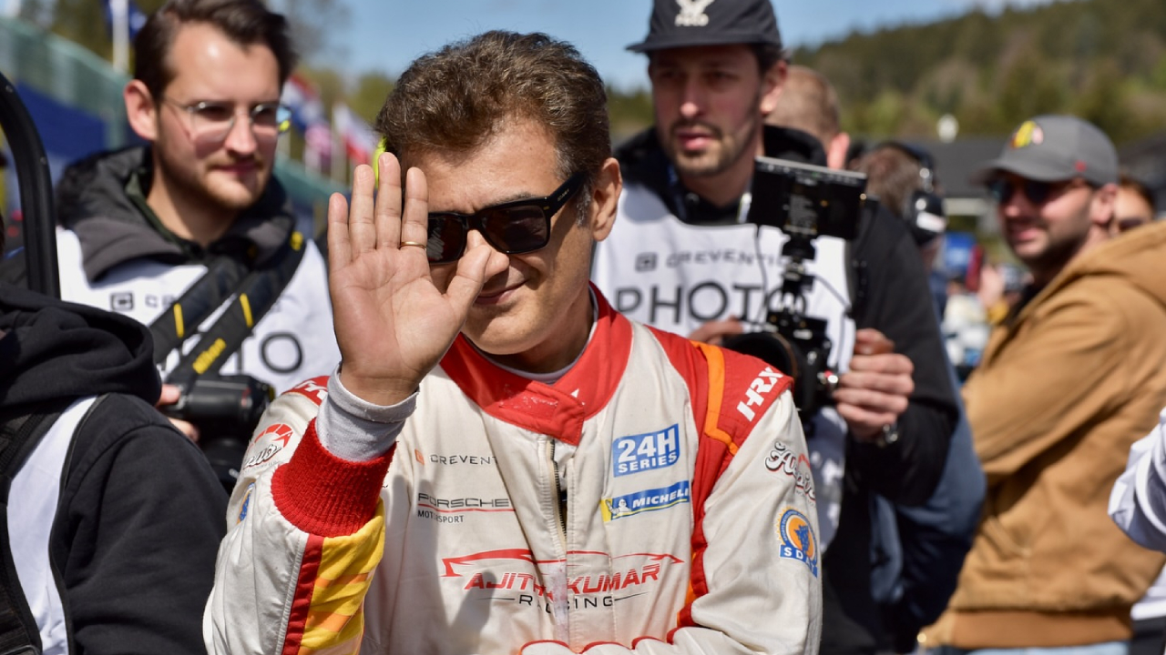 GT 4 பந்தயத்தில் அஜித்குமாரின் அணி 2 ஆம் இடம்!