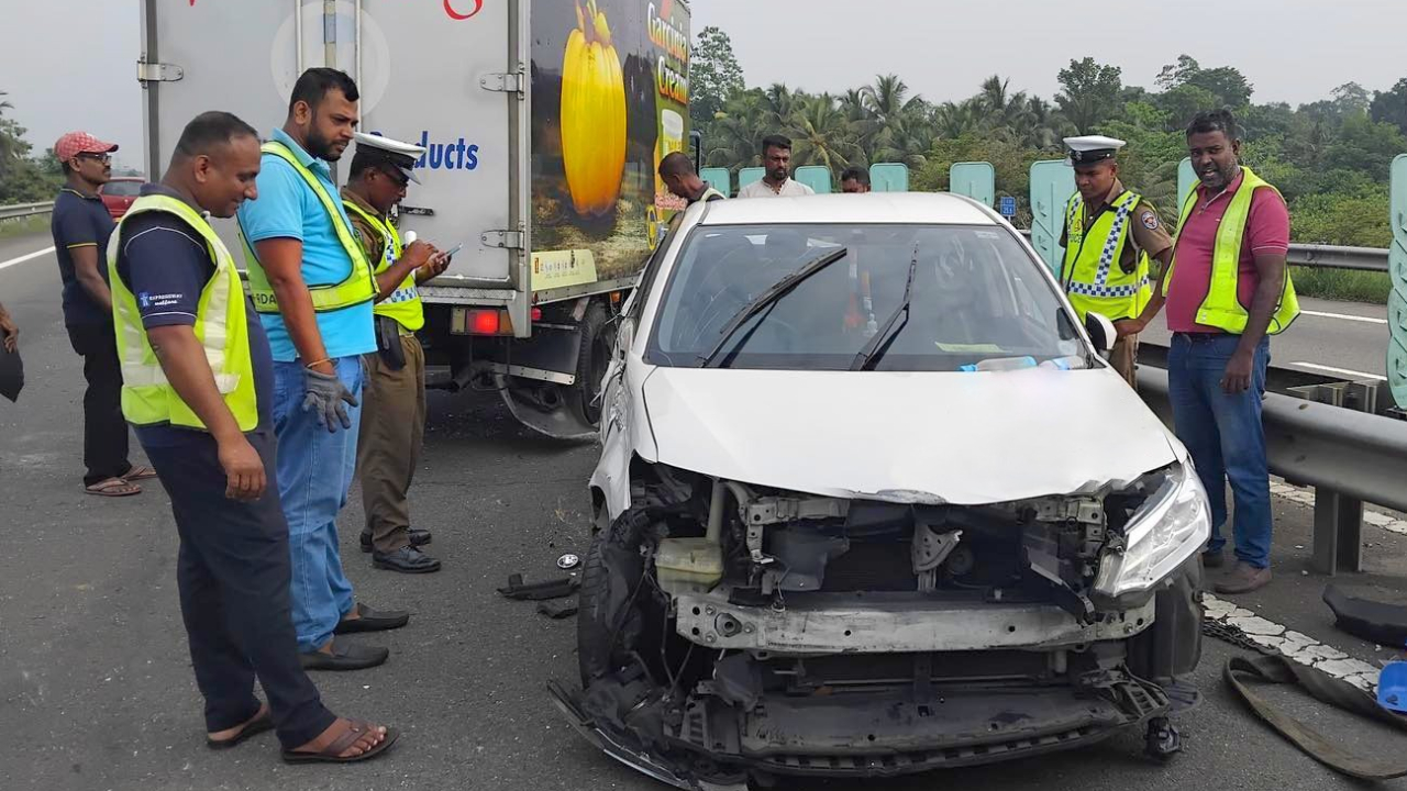 தெற்கு நெடுஞ்சாலையில் கோர விபத்து!