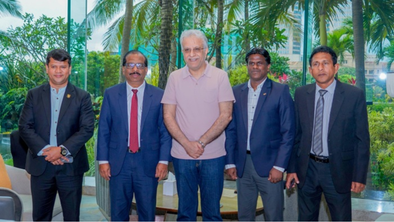 இலங்கையில் நவீன வசதிகளுடன் கூடிய சர்வதேச கால்பந்து மைதானம்!