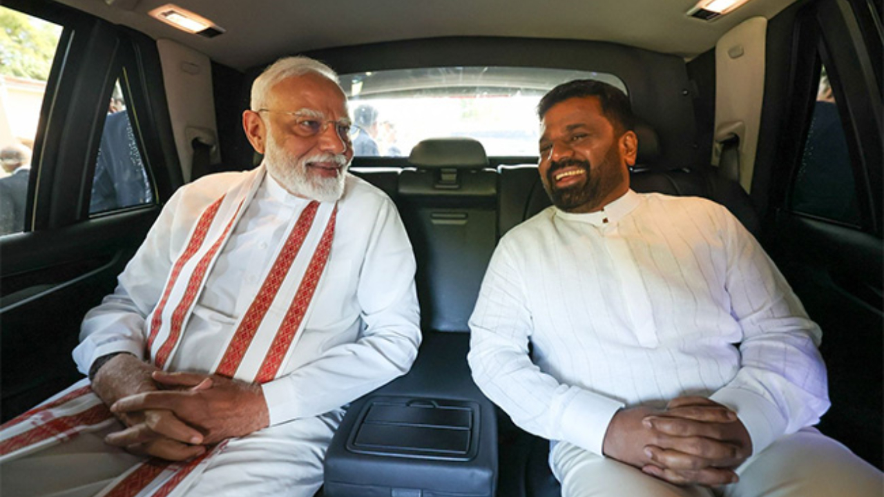 அனுராதபுரத்தை சென்றடைந்தார் பிரதமர் மோடி!