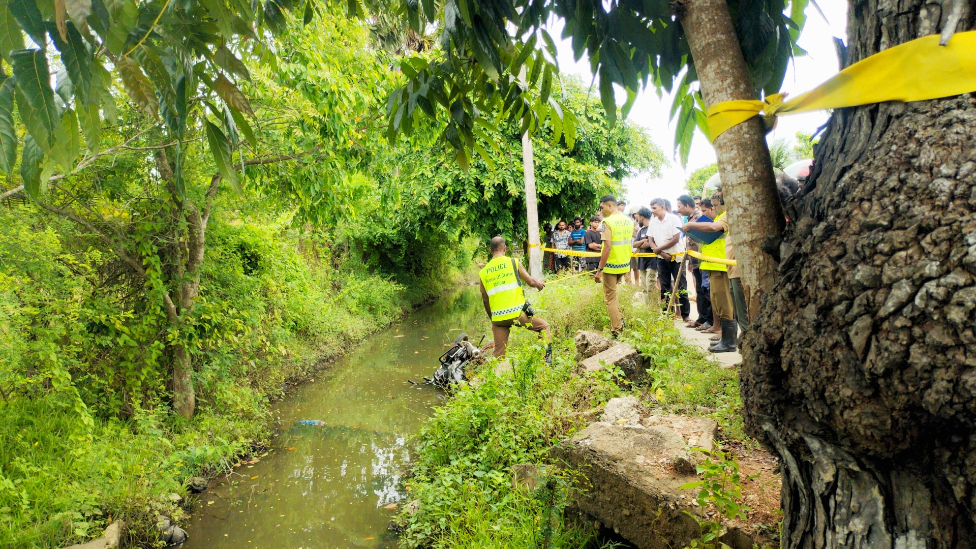 கிளிநொச்சி கணேசபுரம் பகுதியில் ஆணொருவரின் சடலம் மீட்பு!