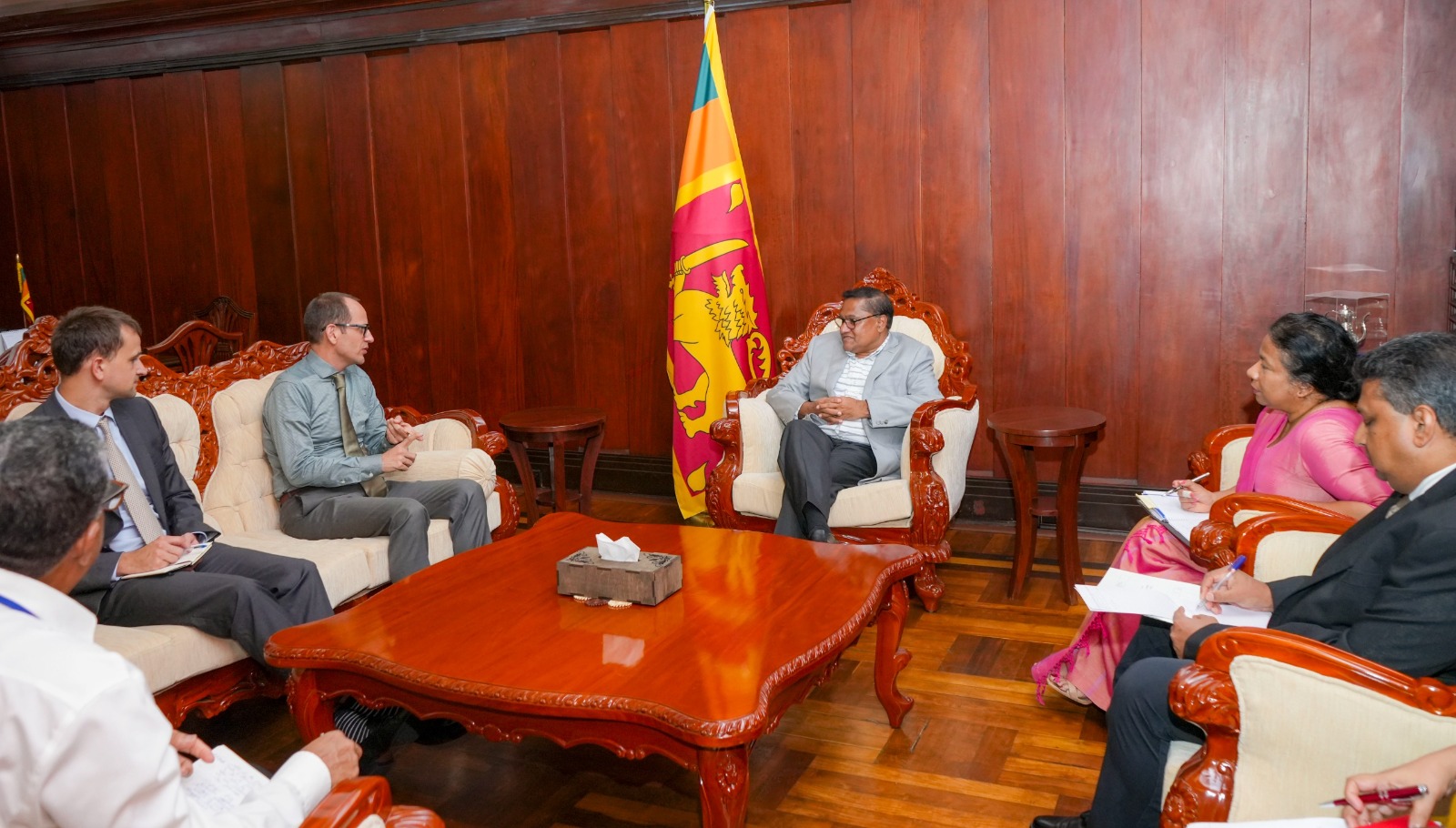 கனடாவில்  நிர்மாணிக்கப்படும் நினைவுச்சின்னம் குறித்து இலங்கை அரசு கண்டனம்!