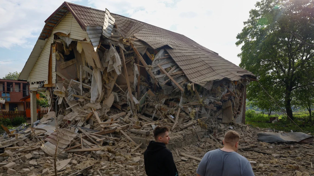 ரஷ்யா உக்ரேன் மீது மிகப்பெரிய ட்ரோன் தாக்குதல்!