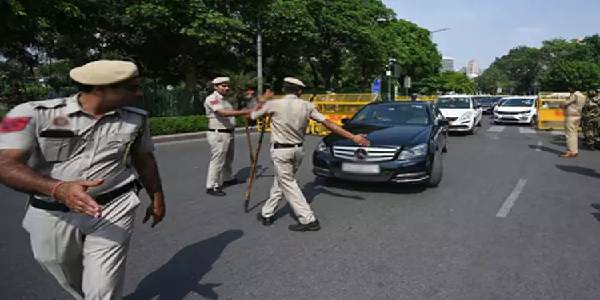 இந்திய தலைநகர் பகுதியில் பாதுகாப்பு பலப்படுத்தப்பட்டுள்ளது!