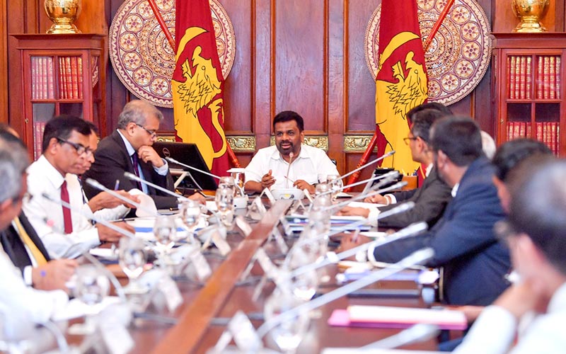 ஜனாதிபதி –  டிஜிட்டல் பொருளாதார அமைச்சின் அதிகாரிகளுக்கு இடையிலான விசேட  சந்திப்பு1