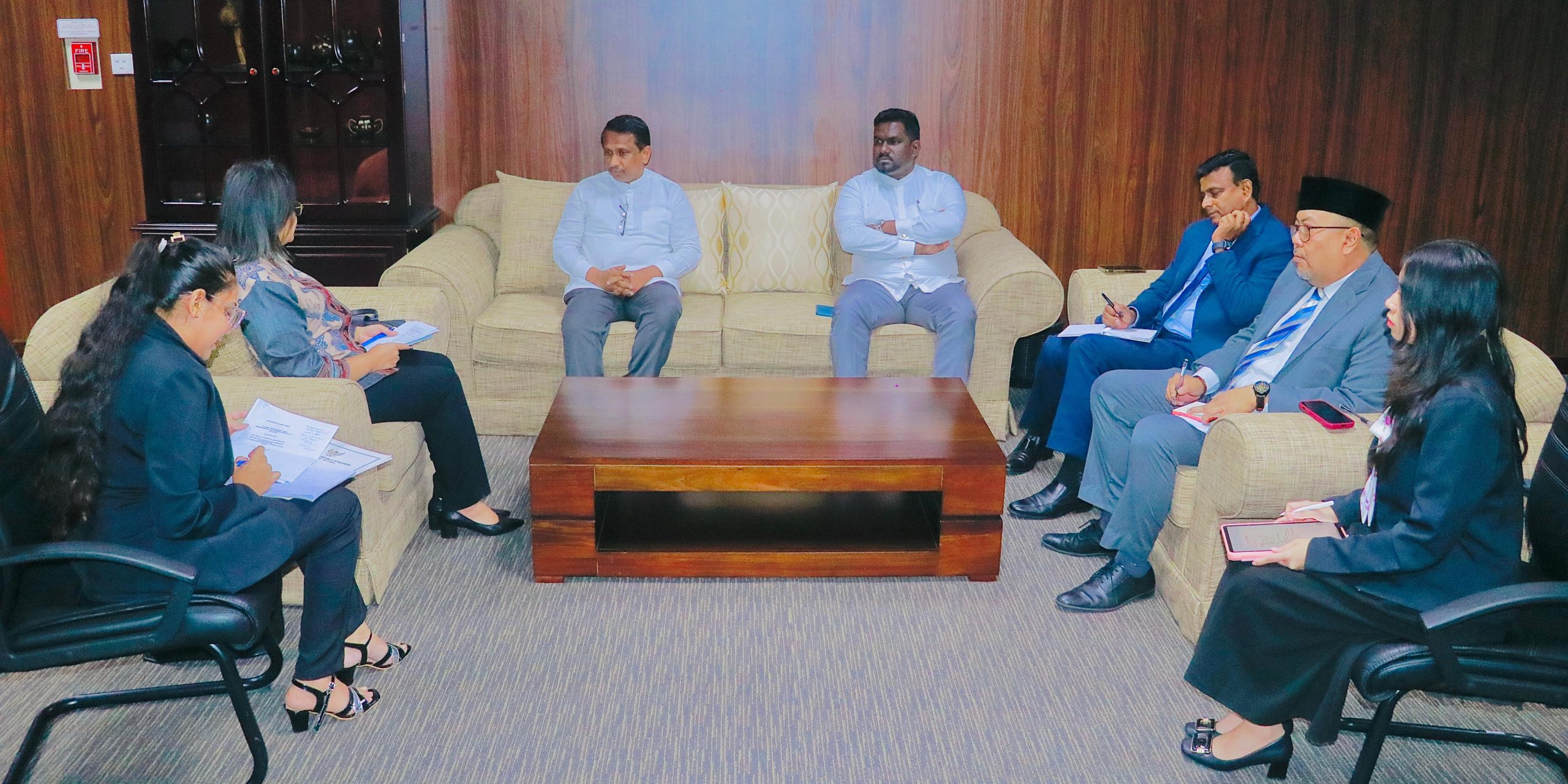 இந்தோனேசியாவிற்கான வருகை தருமாறு ஜனாதிபதிக்கு அழைப்பு!