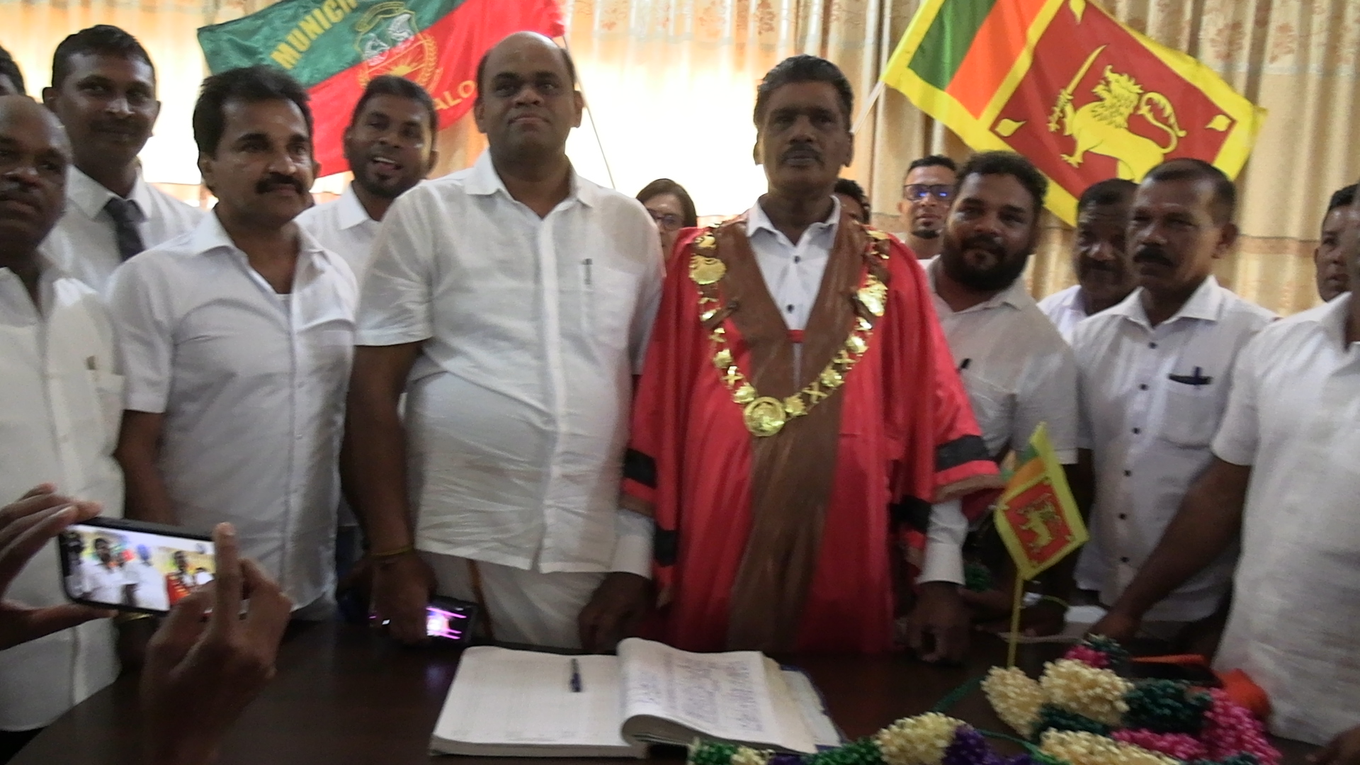 மட்டக்களப்பு மாநகரசபையின் எட்டாவது முதல்வராக சிவம்பாக்கியநாதன் தெரிவு!