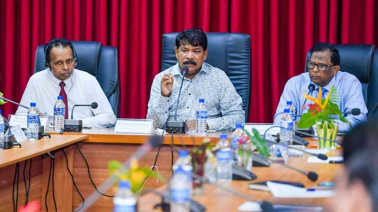 ஜனாதிபதி நிதியத்தின் அனைத்து சேவைகளையும் இணையத்தில் வழங்கும் திட்டம் வடக்கில் ஆரம்பம்!