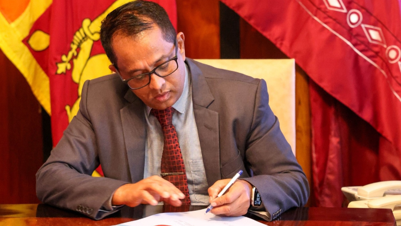 தேசிய போக்குவரத்து ஆணைக்குழு (திருத்த) சட்டமூலத்தை சான்றுரைப் படுத்தினார் சபாநாயகர்