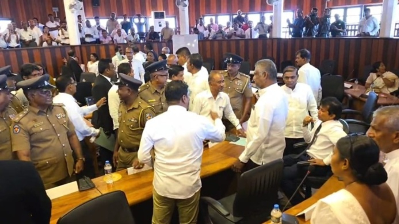 காலி மாநகர சபையின் மேயர் பதவியை கைப்பற்றிய தேசிய மக்கள் சக்தி!