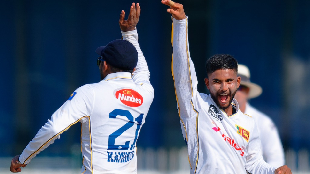 247 ஓட்டங்களுக்கு சுருண்ட பங்களாதேஷ்!