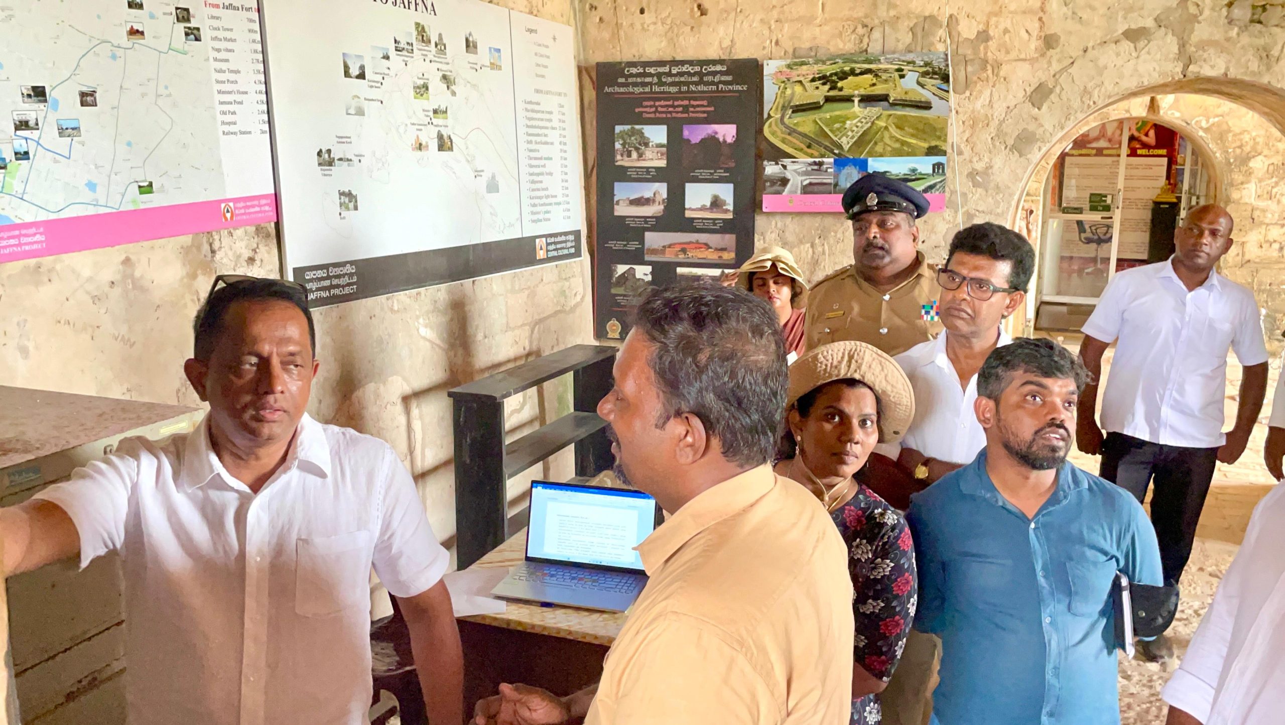 வடக்கின்  பல வரலாற்று சிறப்புமிக்க இடங்களை பார்வையிட்டார் சபாநாயகர்!