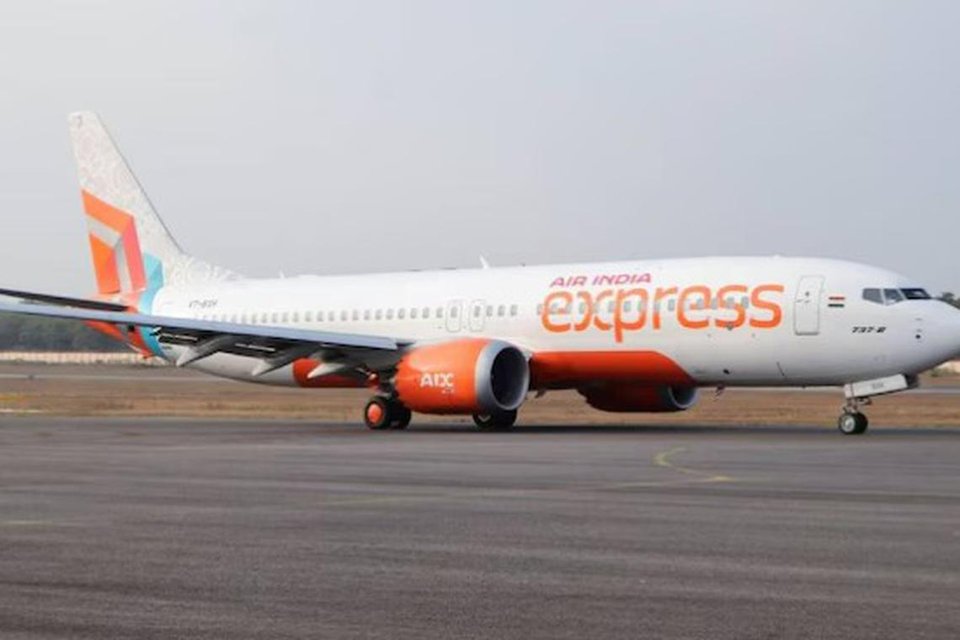 புறப்பட்ட சிறிது நேரத்திலேயே  ஹைதராபாத்தில் அவசரமாகத் தரையிறங்கிய விமானம்!