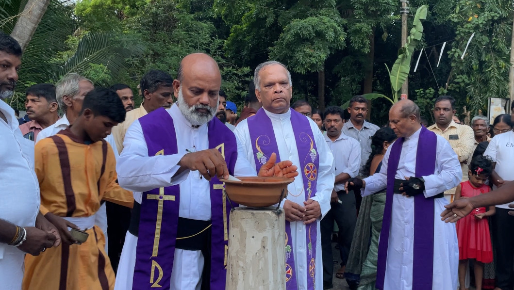 நவாலி சென். பீற்றர்ஸ் தேவாலயம் மீதான தாக்குதல் ; 30 ஆம் ஆண்டு நினைவேந்தல் அனுஷ்டிப்பு!