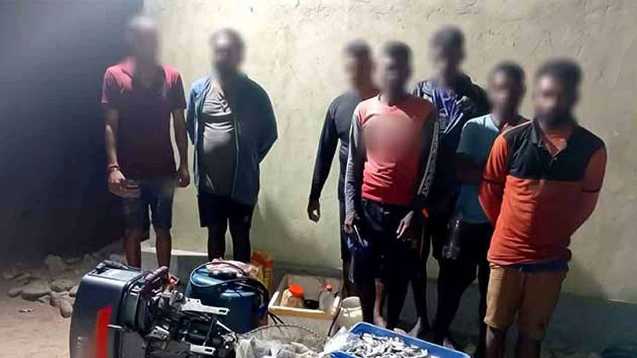 தடைசெய்யப்பட்ட மீன்பிடி நடவடிக்கைகளில் ஈடுபட்ட 65 மீனவர்கள் கைது!