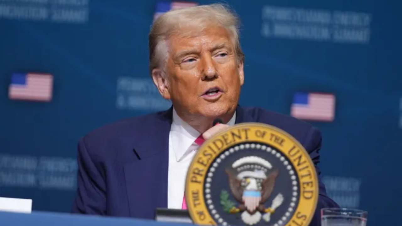 இந்தோனேசிய பொருட்களுக்கான வரியை குறைத்த ட்ரம்ப்!