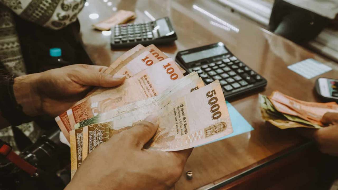 இலங்கை ரூபாவின் பெறுமதி மேலும் வீழ்ச்சி!