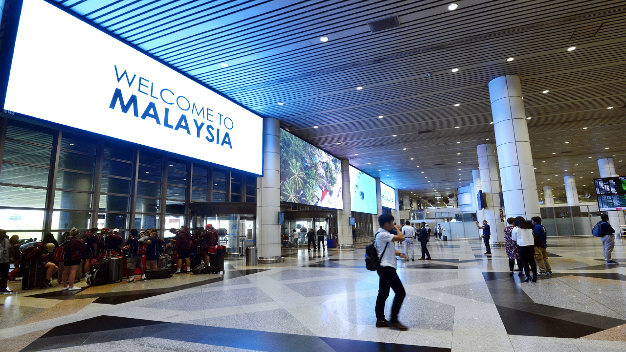 இலங்கையர்களுக்கு விசா இல்லாத நுழைவினை பரிசீலிக்கும் மலேசியா!