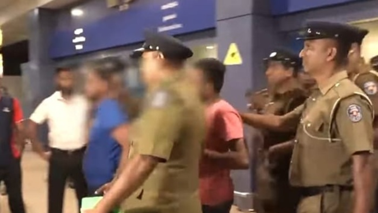 இந்தியாவிலிருந்து நாடு கடத்தப்பட்ட மூன்று இலங்கையர்கள்!