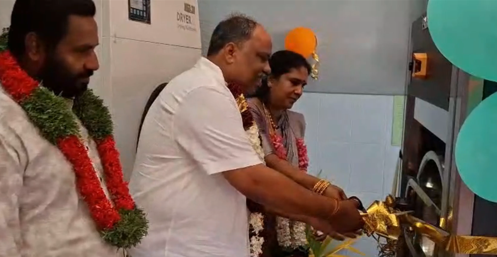 களுவாஞ்சிகுடி ஆதார வைத்தியசாலைக்கு புதிய கனரக தொழில்துறை சலவை இயந்திரம் வழங்கி வைப்பு!