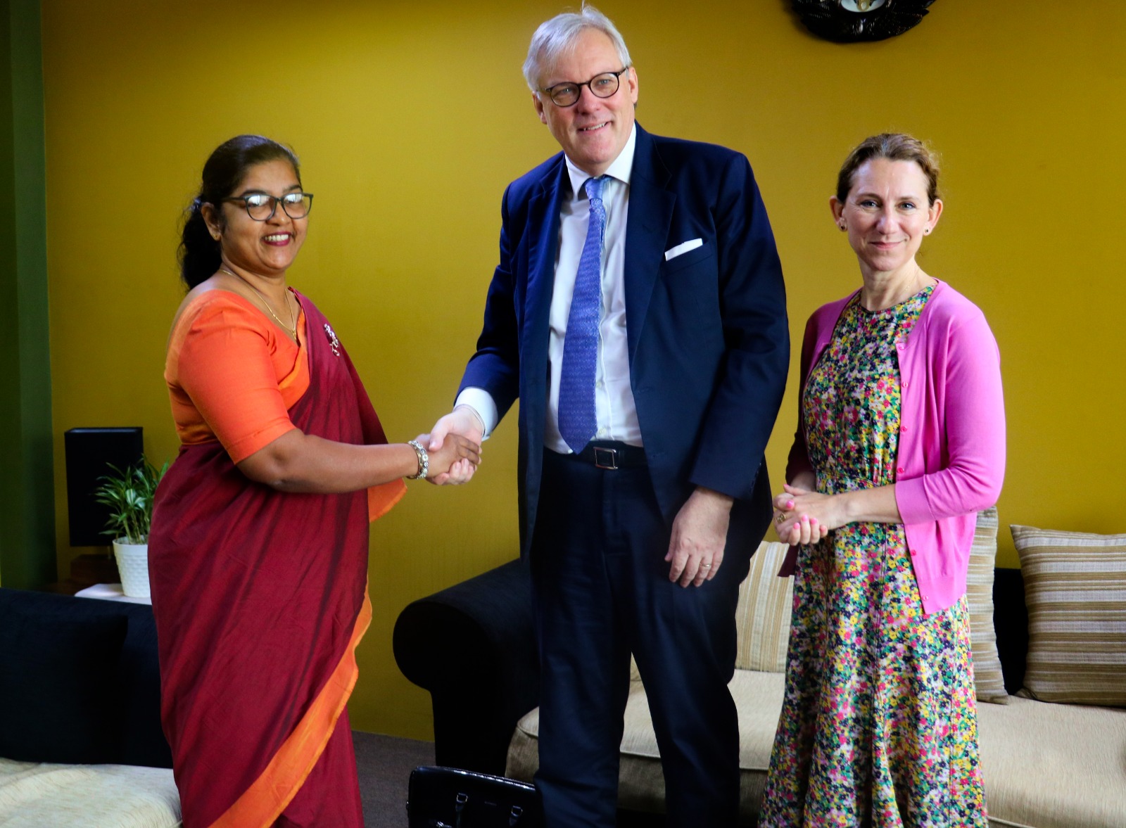 குழந்தைகள் பாதுகாப்பு திட்டத்திற்கு பிரித்தானிய உயர்ஸ்தானிகர் ஆதரவு!