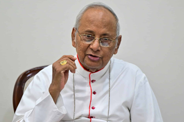 இலங்கையில் பரப்பப் பட்டு வரும் ஓரினச் சேர்க்கை திட்டங்கள்! -கர்தினால் மெல்கம் ரஞ்சித் எச்சரிக்கை