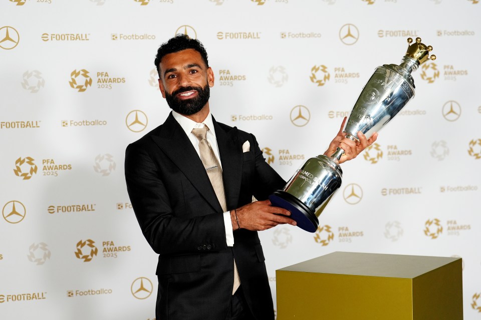 PFA Awards 2025: சிறந்த வீரருக்கான விருதினை மூன்றாவது முறையாகவும் தட்டிச் சென்றார் சாலா!