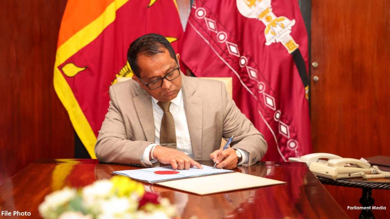 இலங்கை மின்சாரம் (திருத்தச்) சட்டமூலத்தை சான்றுரைப்படுத்தினார் சபாநாயகர்