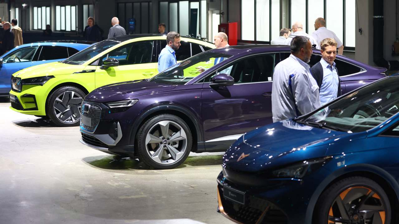 அமெரிக்க வாகனங்களை வரி இல்லாமல் இறக்குமதி செய்யுங்கள் – இலங்கையிடம் வொஷிங்டன் கோரிக்கை!