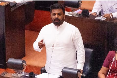 சற்று முன்னர் நாடாளுமன்றிற்கு வருகை தந்தார் ஜனாதிபதி!