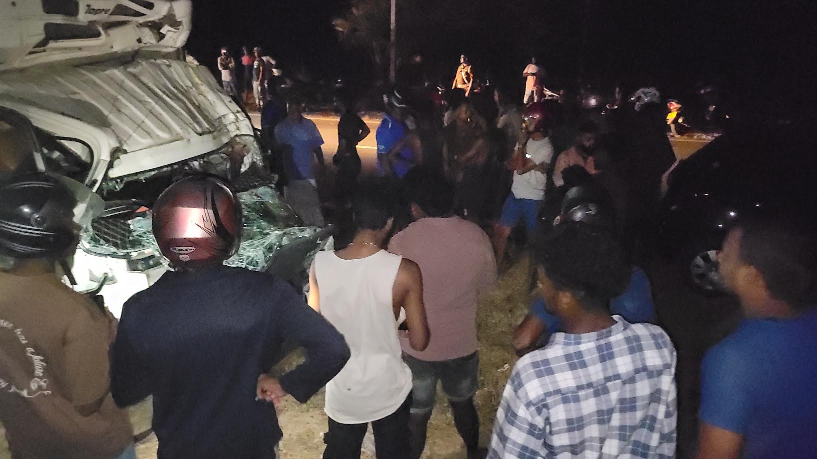 யாழில் நான்கு வாகனங்கள் ஒன்றுடன் ஒன்று மோதி விபத்து – ஒருவர் உயிரிழப்பு!