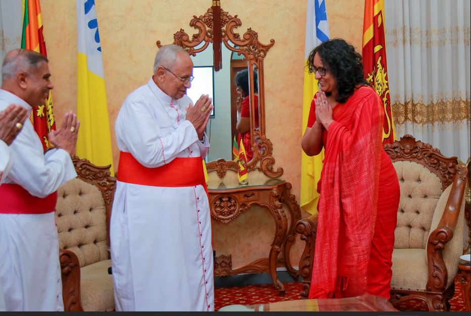 கல்வி சீர்திருத்தத்தம் தொடர்பாக பேராயர் கார்டினல் மல்கம் ரஞ்சித் பிரதமருடன் கலந்துரையாடல்