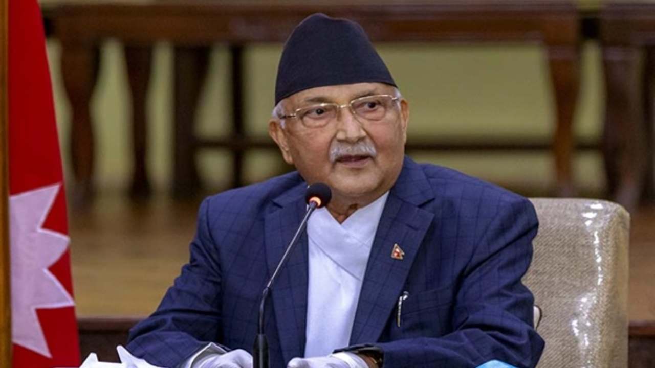 நேபாள பிரதமர் ஒலி இராஜினாமா!