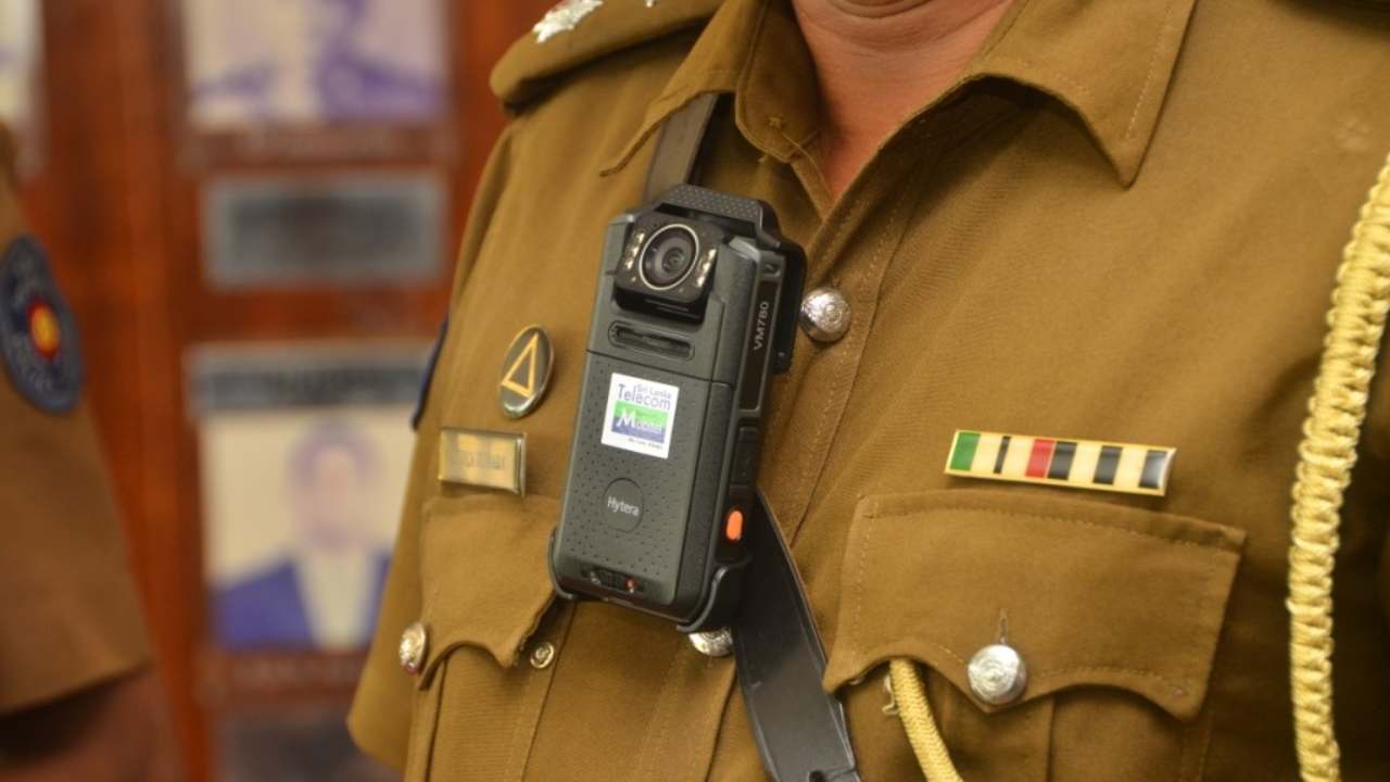 கெஹல்பத்தர பத்மேவுடன் தொடர்பிலிருந்த பொலிஸ் அதிகாரி கைது!