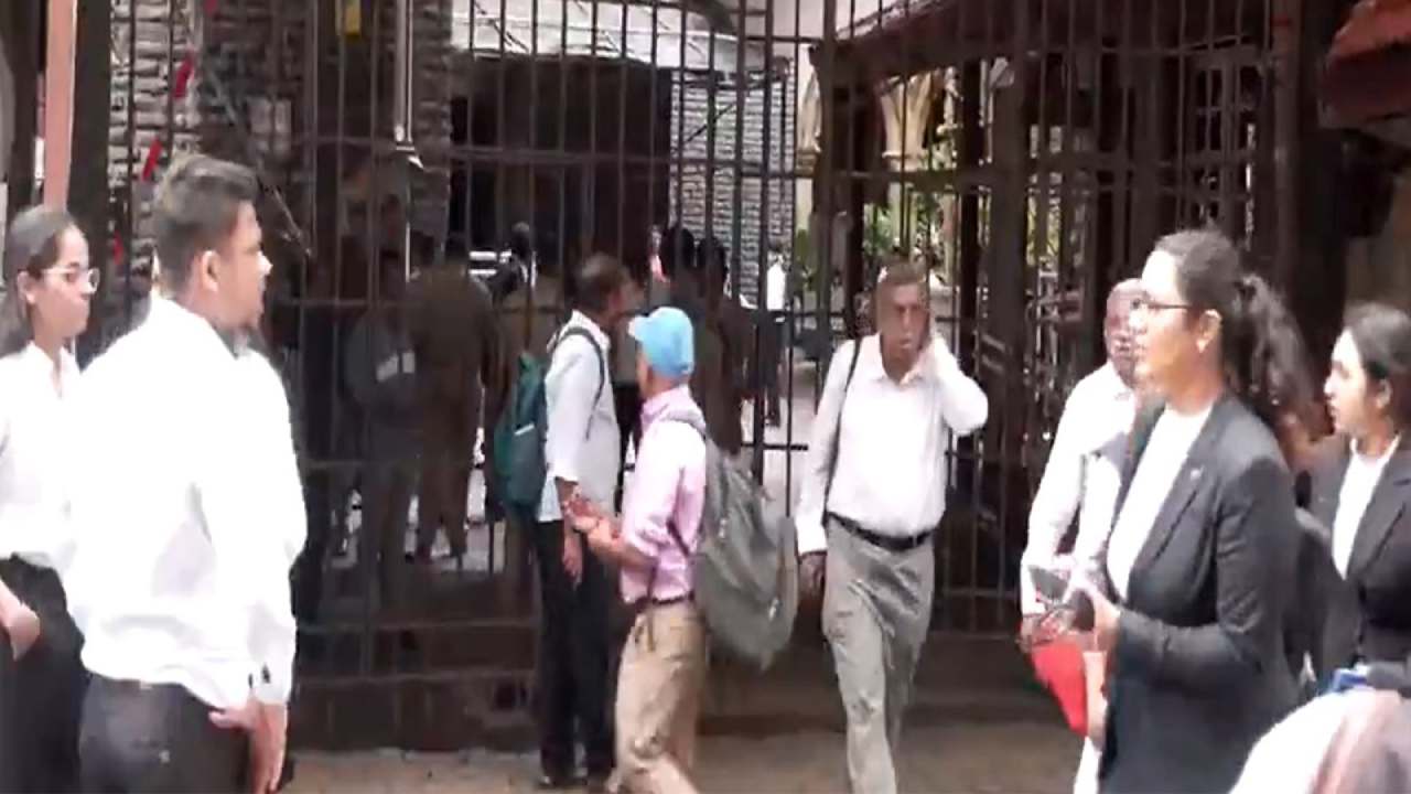 டெல்லி, மும்பை நீதிமன்றங்களுக்கு வெடிகுண்டு மிரட்டல்!