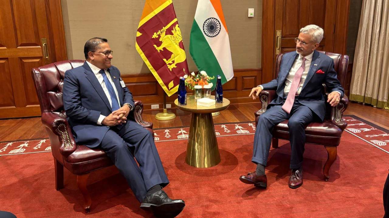 இந்திய வெளிவிவகார அமைச்சருடன் விஜித ஹேரத் சந்திப்பு!