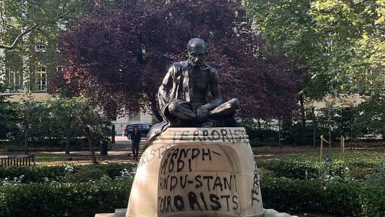 லண்டனிலுள்ள மகாத்மா காந்தி சிலை சேதம்; இந்தியா கடும் கண்டனம்!