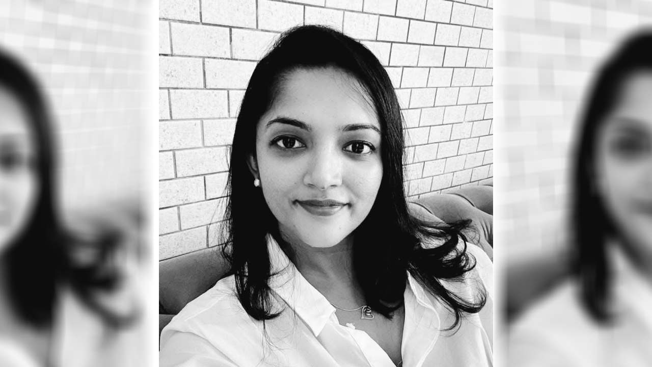 பேருந்திலிருந்து தவறி வீழ்ந்த பெண் வைத்தியர் சிகிச்சை பலனின்றி உயிரிழப்பு!