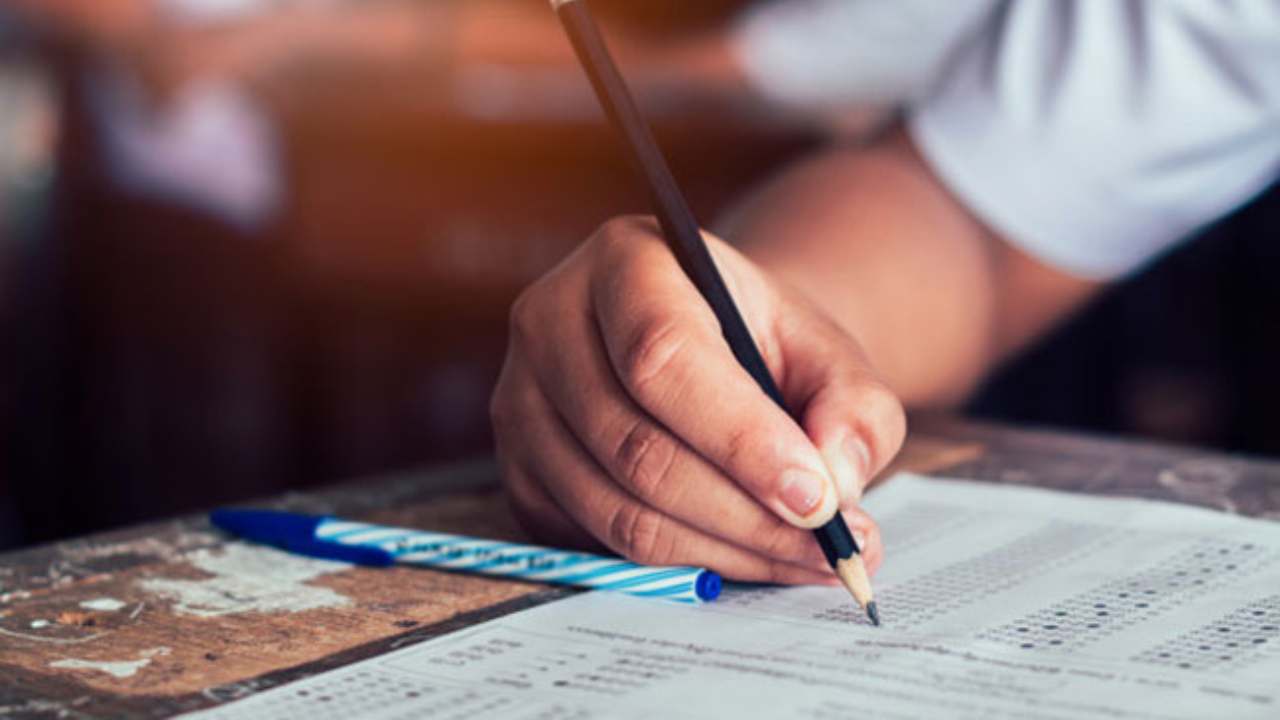 தரம் 5 புலமைப்பரிசில் பரீட்சை; 51,969 பேர் சித்தி!