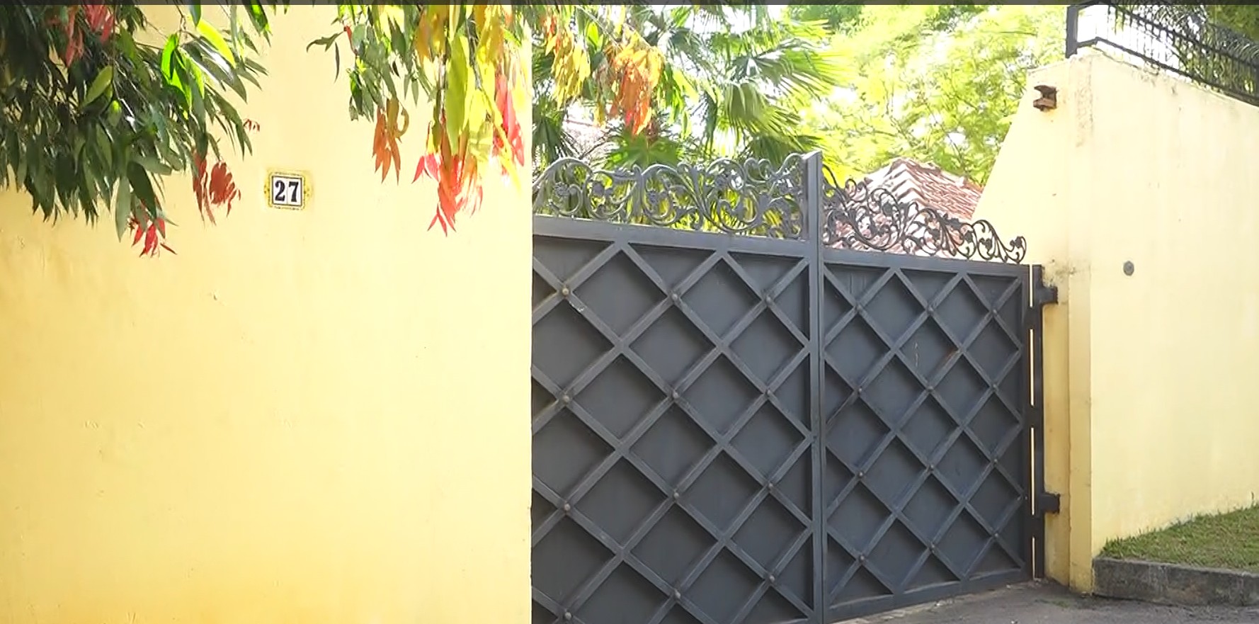 உத்தியோகபூர்வ இல்லத்தைவிட்டு வெளியேறினார் சந்திரிக்கா!