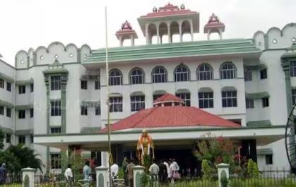 இலங்கை பொலிஸ் அதிகாரியை விடுதலை செய்தது  ராமநாதபுரம் நீதிமன்றம்!