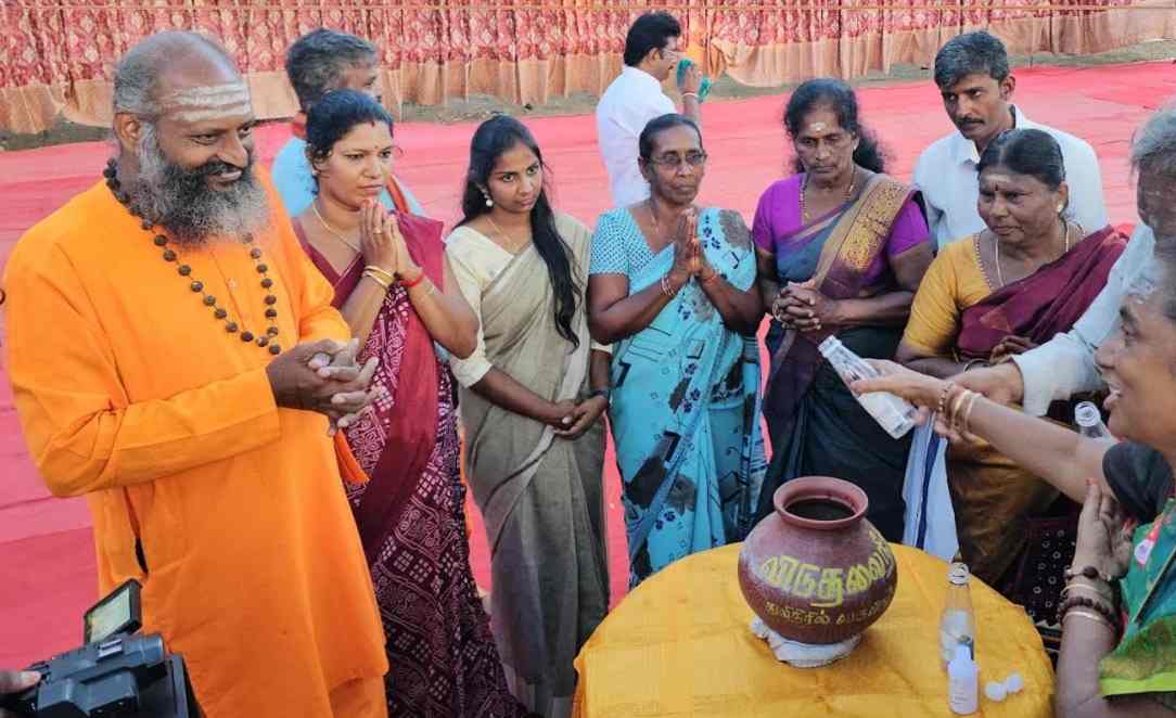 அரசியல் கைதிகளின் விடுதலையை வலியுறுத்தி விடுதலை நீர் சேகரிக்கும் நிகழ்வு