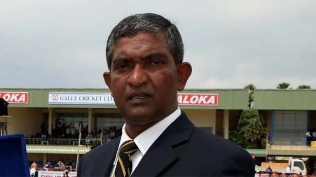 இலங்கை அணியின் முன்னாள் கிரிக்கெட் வீரர் காலமானார்!