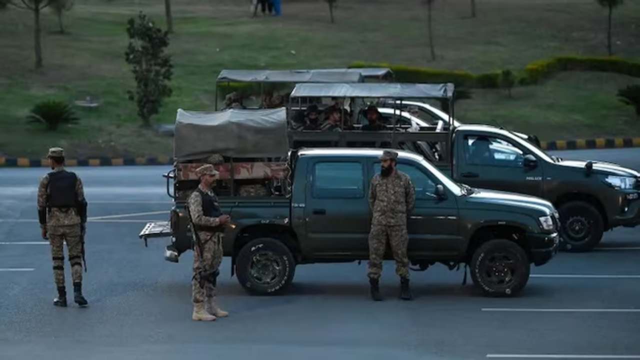 ஆப்கானிஸ்தான் எல்லை அருகே தற்கொலைத் தாக்குதல்; 7 பாகிஸ்தான் வீரர்கள் மரணம்!