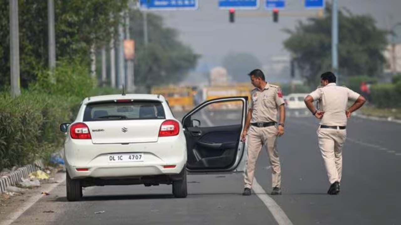 டெல்லியில் தற்கொலை தாக்குதலுக்கு திட்டமிட்ட ஐ.எஸ்.ஐ.எஸ் செயற்பாட்டாளர்கள் கைது!